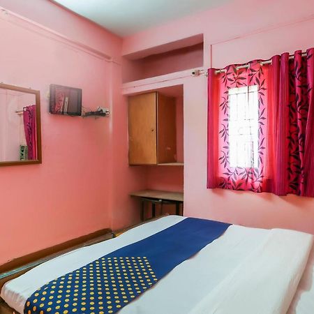 Spot On 67211 Hotel Gokul Даман Екстер'єр фото