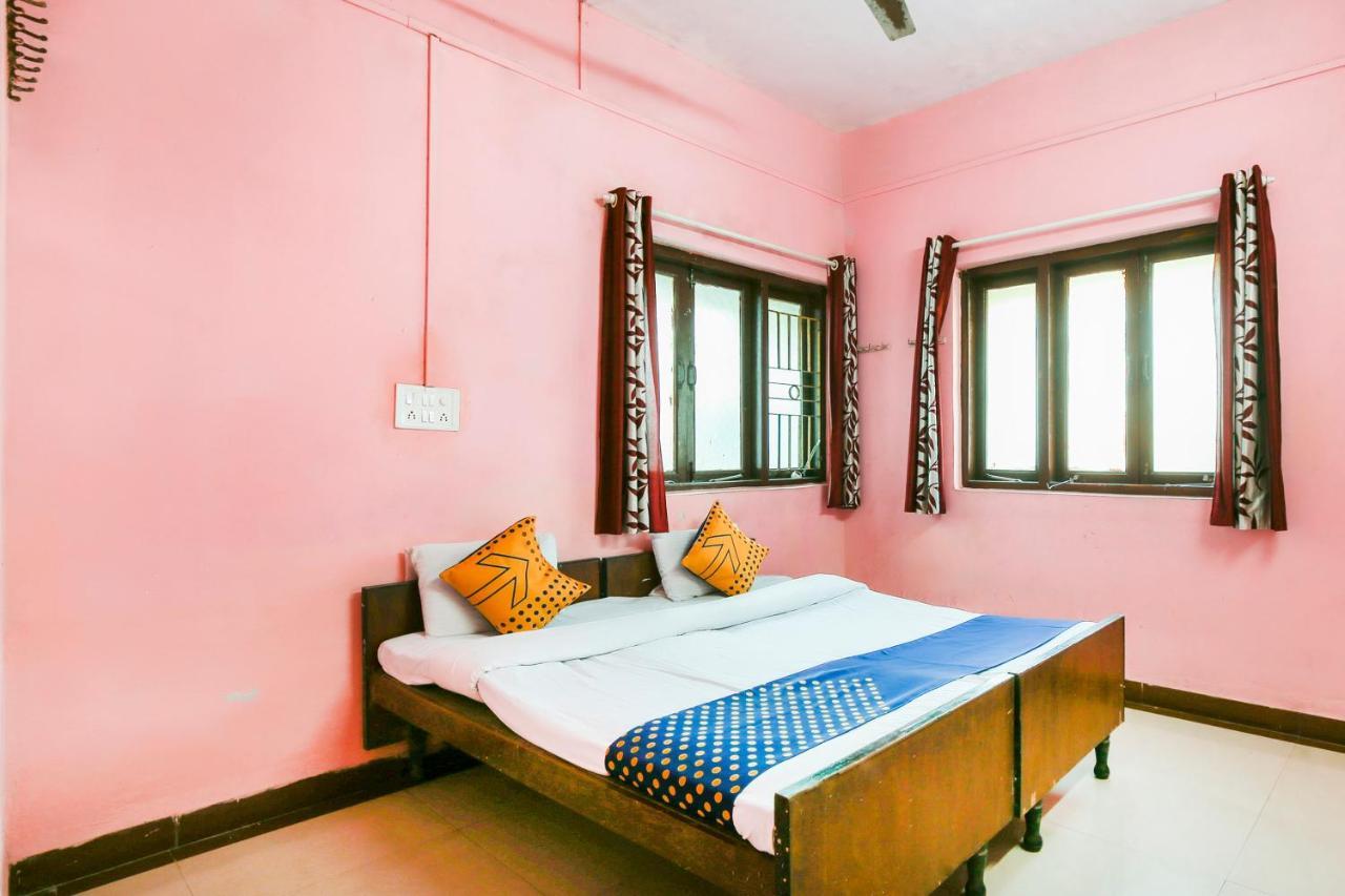 Spot On 67211 Hotel Gokul Даман Екстер'єр фото